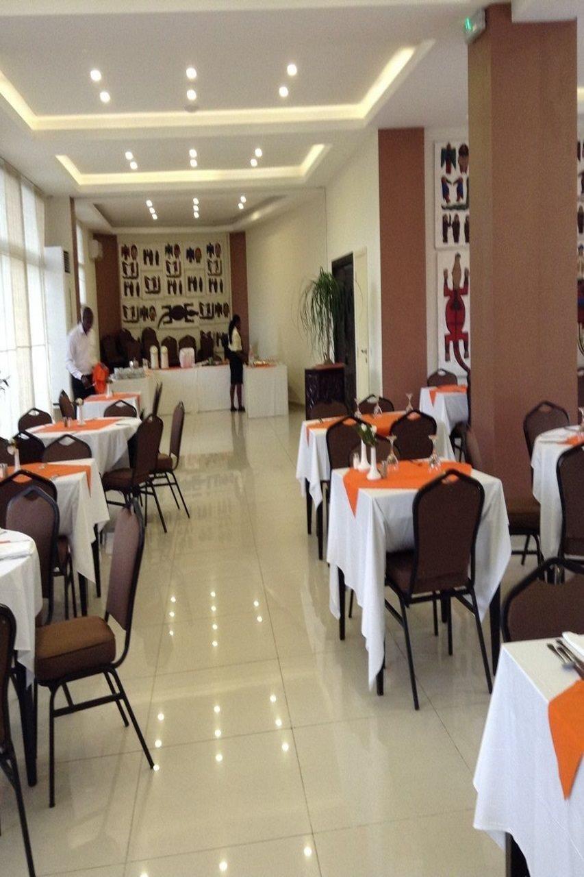 Palm Club Hotel Abidjan Exterior photo